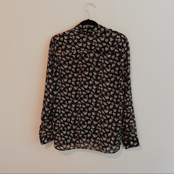 🆕 *NWOT* | H&M | Black Floral Sheer Button Up - Picture 4 of 6